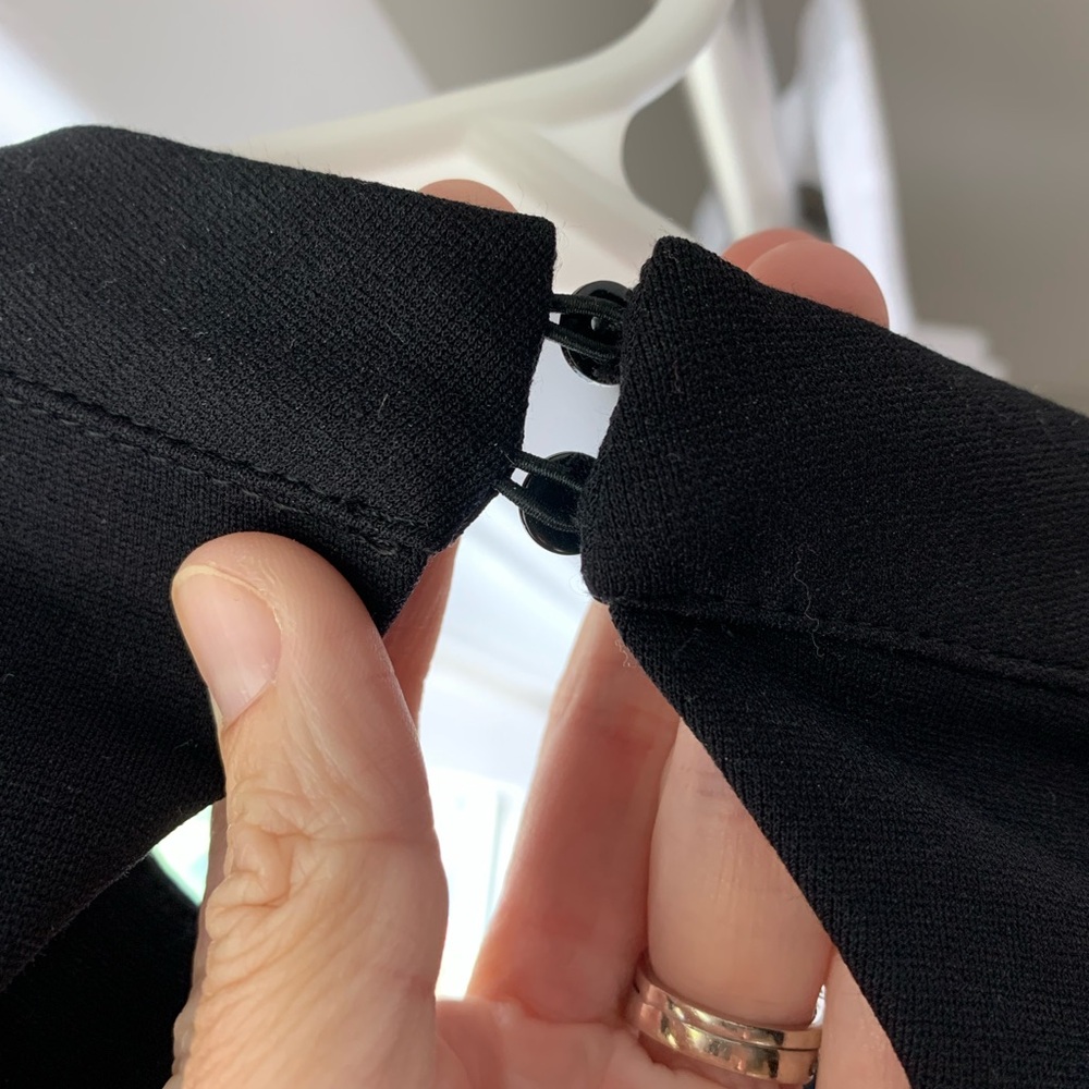Lulus black backless dress - Picture 8 of 9